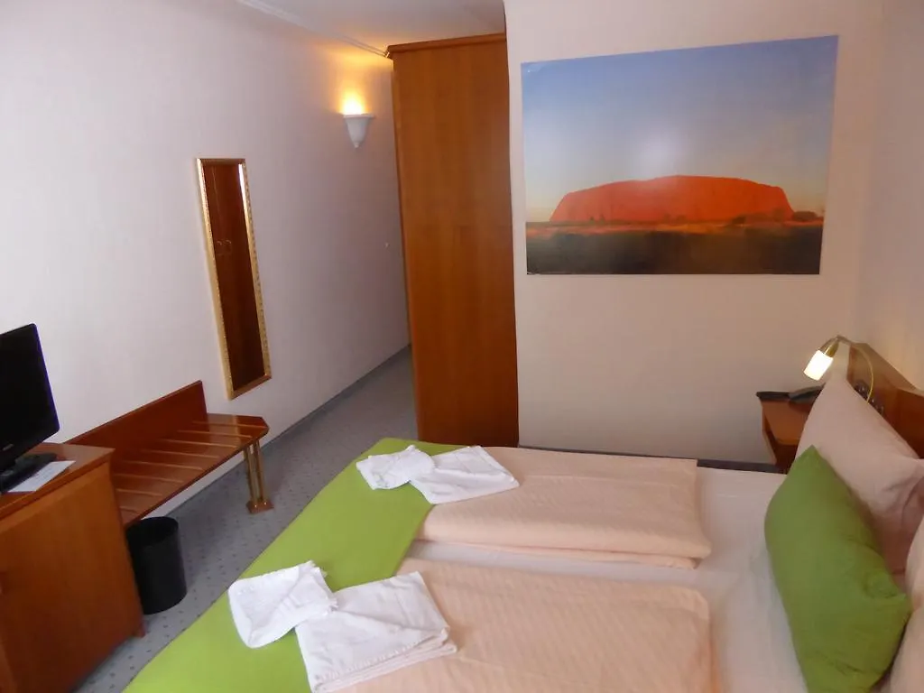 Comfort Hotel Frankfurt Airport Frankfurt am Main 3*,  Germany